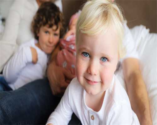 供卵代生中心~子宫内膜厚度多少正常？女性子宫内膜厚度正常值范围一览表